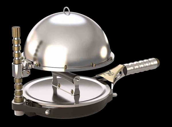 Satoo with Cloche